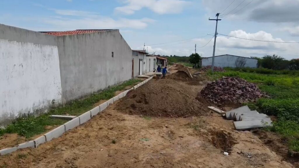 Prefeitura de Potengi inicia obra de calçamento na Vila Padre Cícero 1 WhatsApp Image 2024 02 19 at 09.53.33