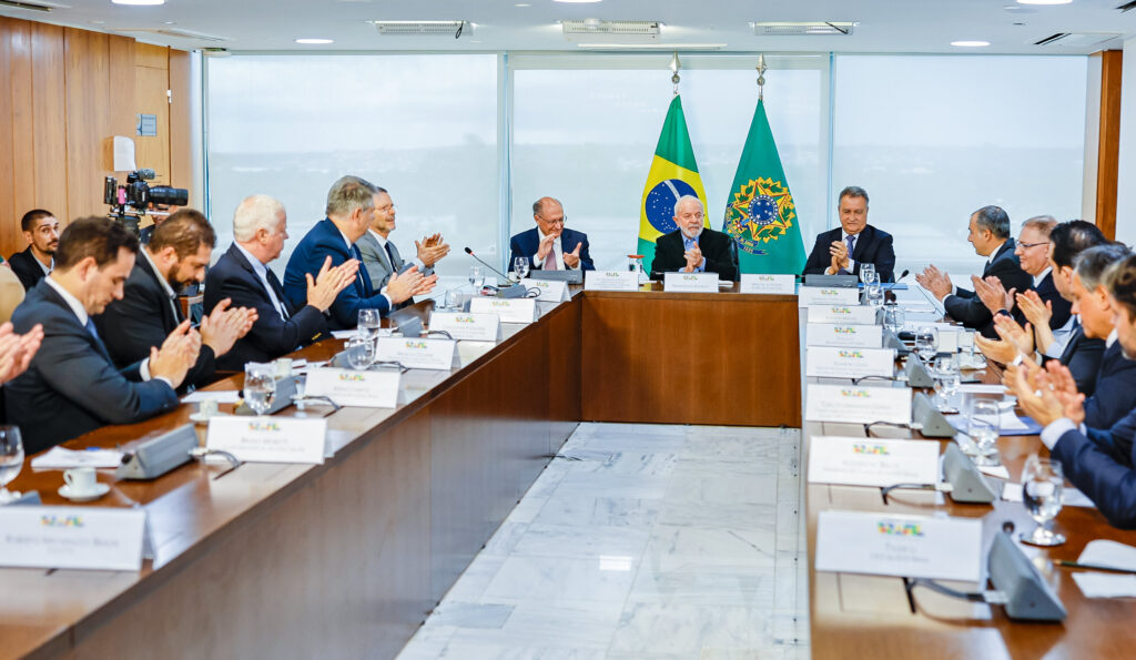 53587345227 a4fddc9966 3k