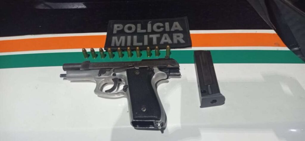 PMCE prende suspeito armado e trafegando em moto roubada em Juazeiro do Norte 6 img 3374 1