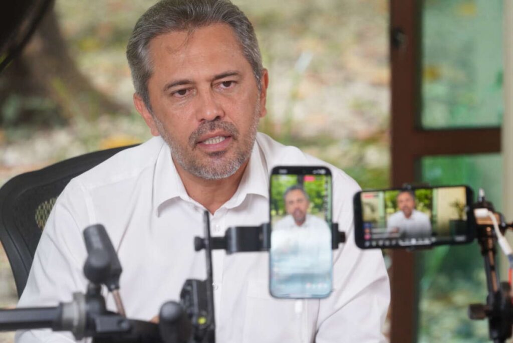 Governador Elmano anuncia concurso com mais de mil vagas para o sistema socioeducativo 1 img 4429 1