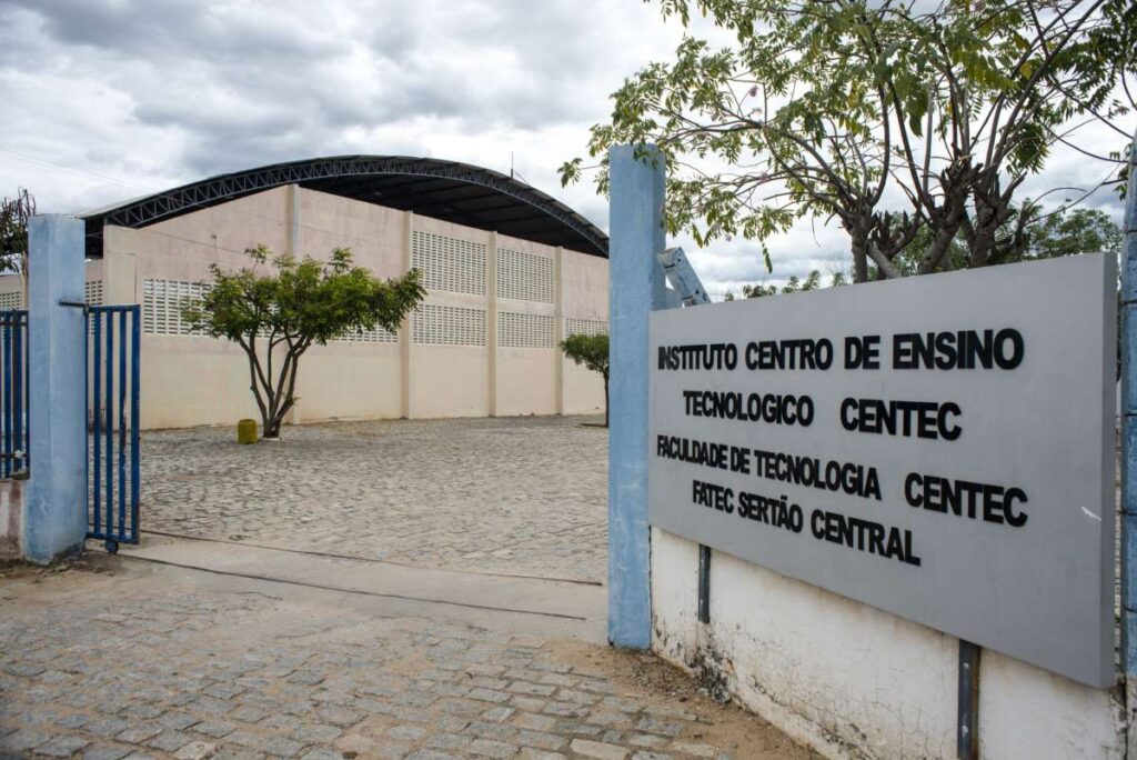 Centec recebe autorização para iniciar curso técnico em Sistemas de Energia Renovável no Cariri 5 img 0533 1