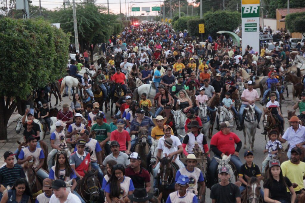 Desfile do Vaqueiro celebra 55 Anos de tradição na Vaquejada de Missão Velha 4 IMG 20240626 WA0024
