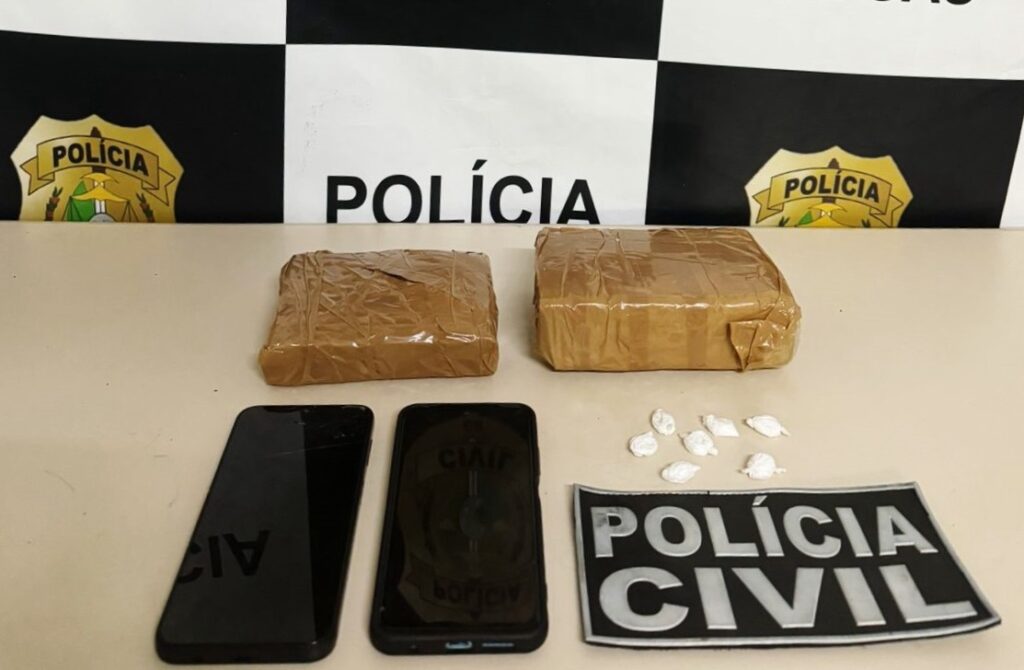 Mulheres que transportavam entorpecentes em coletivo são presas pela PCCE no Crato 1 img 3472 1