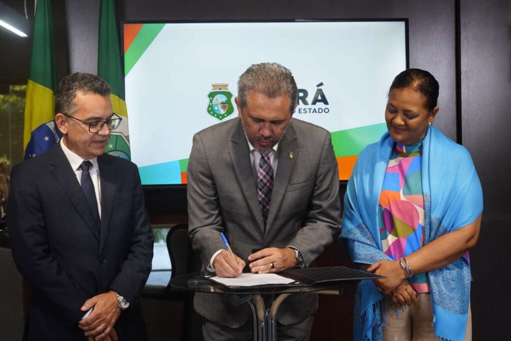 Governador Elmano de Freitas nomeia 158 novos professores para a Universidade Regional do Cariri (Urca) 2 img 3826 1