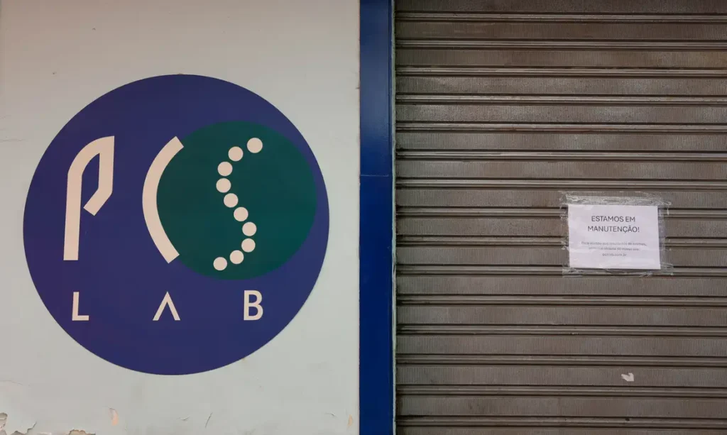 Polícia investiga laboratório por infecções por HIV no Rio 13 Polícia investiga laboratório por infecções por HIV no Rio