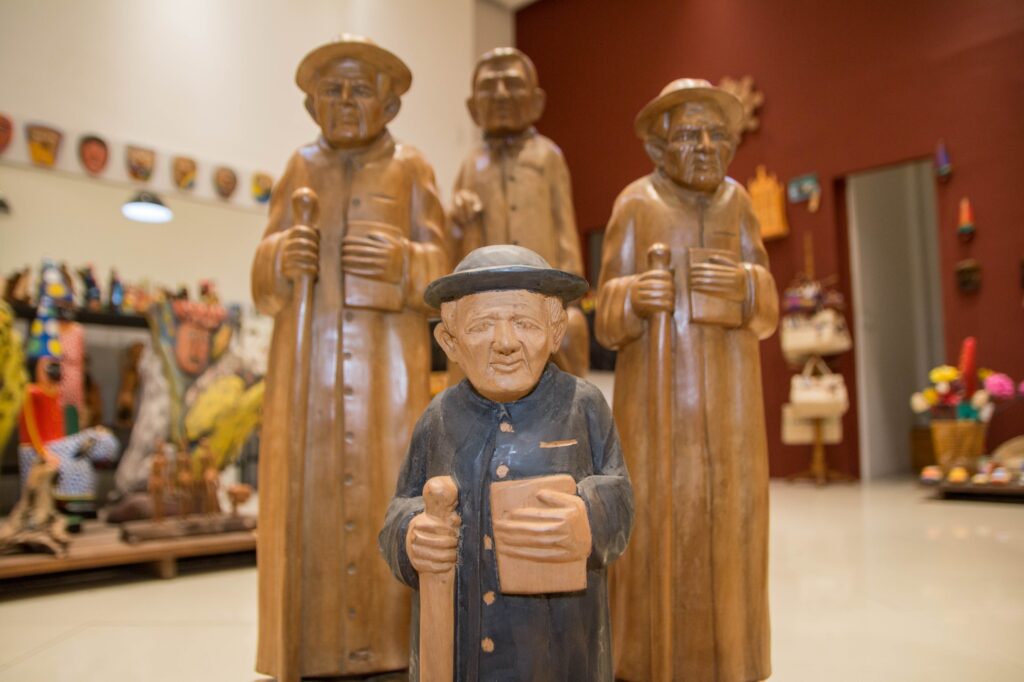 Feira de Artesanato Municipal de Juazeiro do Norte – FEMUART é realizada nos próximos dias 19 a 21 de dezembro 4 WhatsApp Image 2024 12 16 at 17.10.20