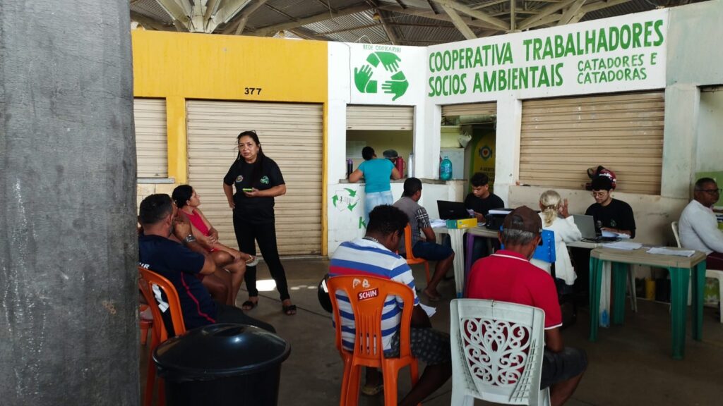 Prefeitura de Juazeiro do Norte e Governo Estadual abrem período de cadastro para o Auxílio Catador 4 IMG 20250108 WA0020