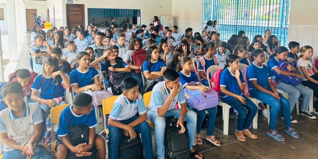 Estudantes de Juazeiro do Norte realizam eleições para grêmio estudantil