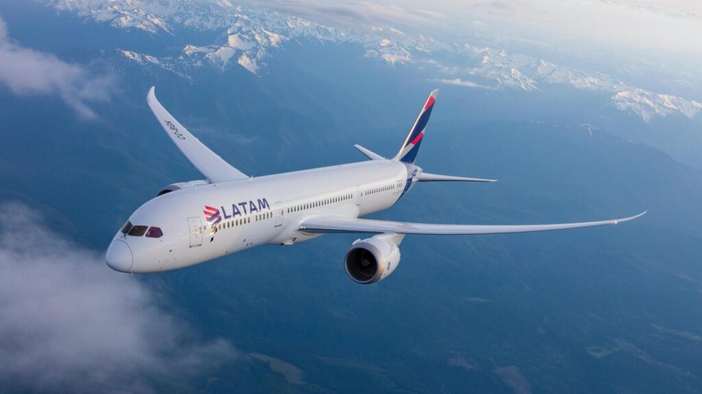 Preço das passagens aéreas entre Juazeiro do Norte e Fortaleza surpreende negativamente 1 latam