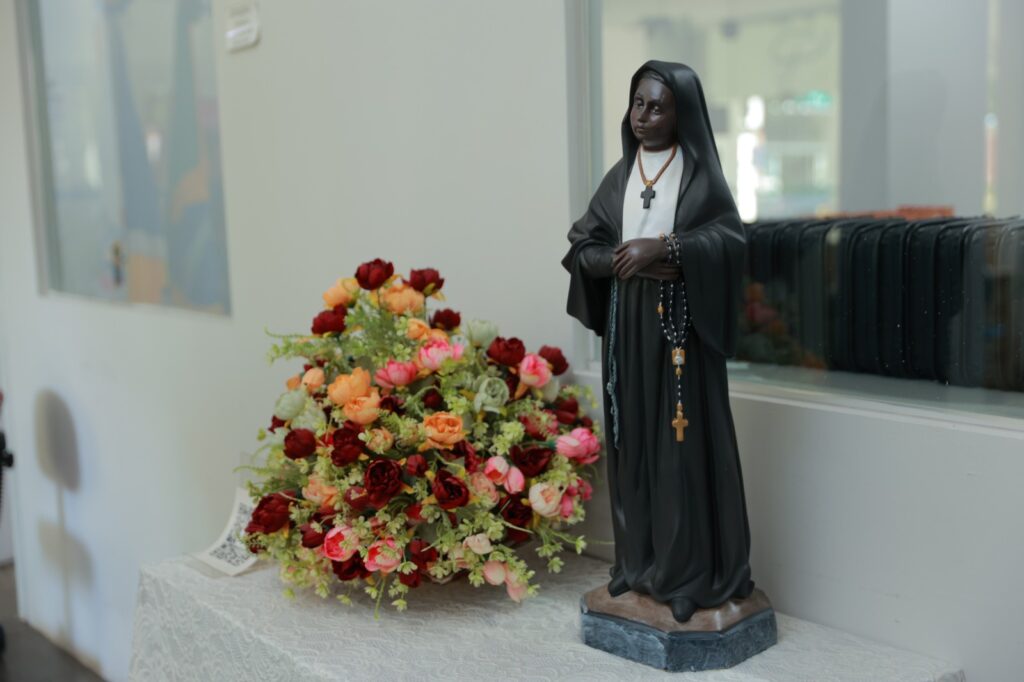 Semana em comemoração à Beata Maria de Araújo começa na próxima segunda-feira 10 WhatsApp Image 2025 05 16 at 18.05.07