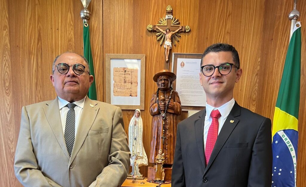Ministro do STJ será Presidente de Honra da Academia Caririense de Direito 3 WhatsApp Image 2025 05 20 at 09.57.15 e1747751239454