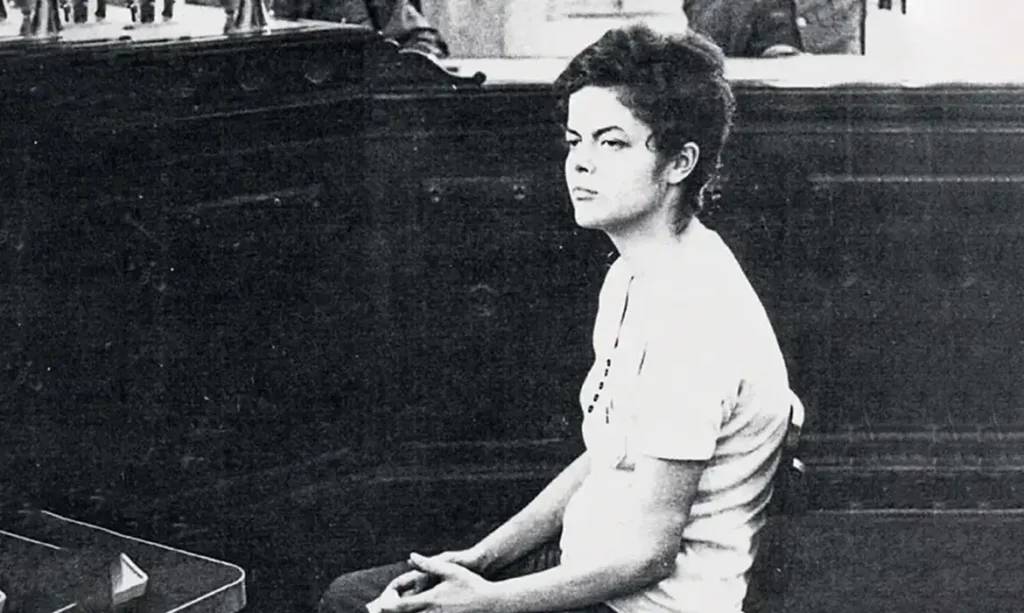foto dilma depoimento justica militar