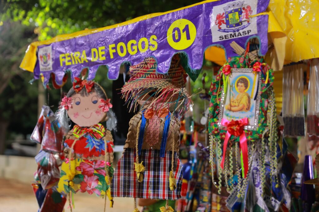 Feira de Fogos é oficialmente aberta no Parque Ecológico das Timbaúbas 6 WhatsApp Image 2025 06 02 at 11.05.48