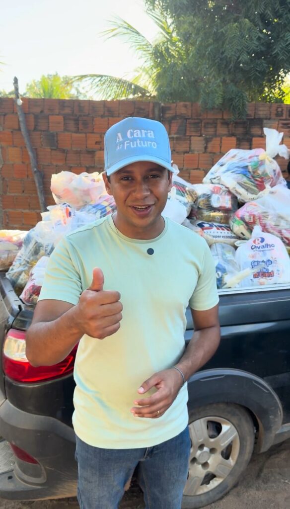 Presidente da Câmara de Juazeiro do Norte celebra aniversário com ação solidária e arrecada mais de 100 cestas básicas 5 WhatsApp Image 2025 06 02 at 11.48.59