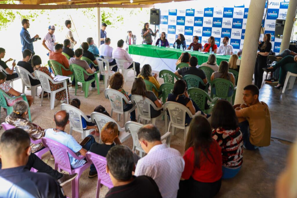 Projeto Câmara com o Povo leva escuta popular e serviços gratuitos à zona rural de Juazeiro do Norte 10 WhatsApp Image 2025 06 06 at 18.09.50