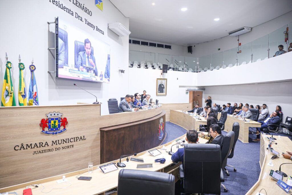 Câmara de Juazeiro do Norte aprova suplementação orçamentária com emendas e garante funcionamento dos serviços no município pelos próximos 60 dias 1 WhatsApp Image 2025 09 10 at 08.20.08
