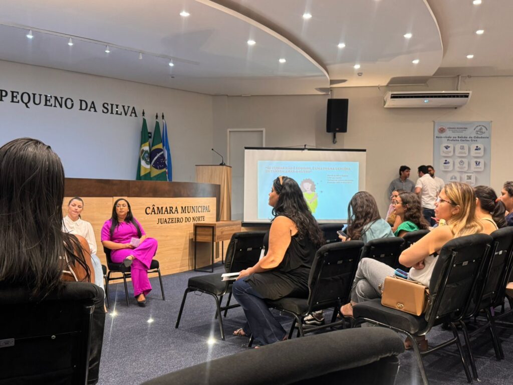 Câmara de Juazeiro realiza 1º Encontro de Famílias Atípicas do Cariri com foco no acolhimento e autocuidado 10 WhatsApp Image 2025 09 11 at 13.56.39