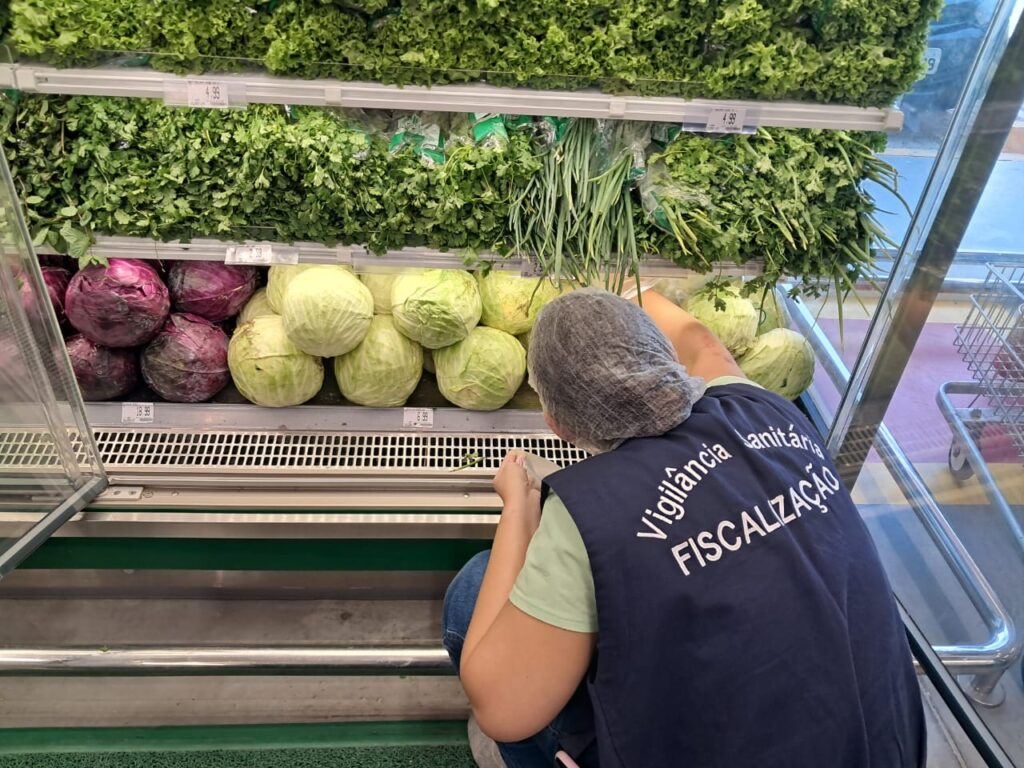 Vigilância Sanitária inicia avaliação de resíduos de agrotóxicos em alimentos 9 WhatsApp Image 2025 09 17 at 14.31.53 1