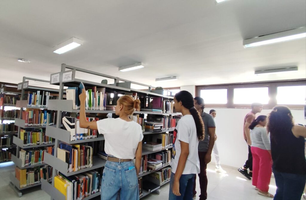 Biblioteca Pública Municipal de Juazeiro do Norte recebe abertura de cursos profissionalizantes 5 WhatsApp Image 2025 09 22 at 13.42.19