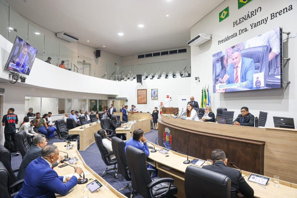 Câmara de Juazeiro do Norte aprova projeto para espaço de aeromodelismo e entrega moções de honra ao mérito em sessão ordinária 4 camara