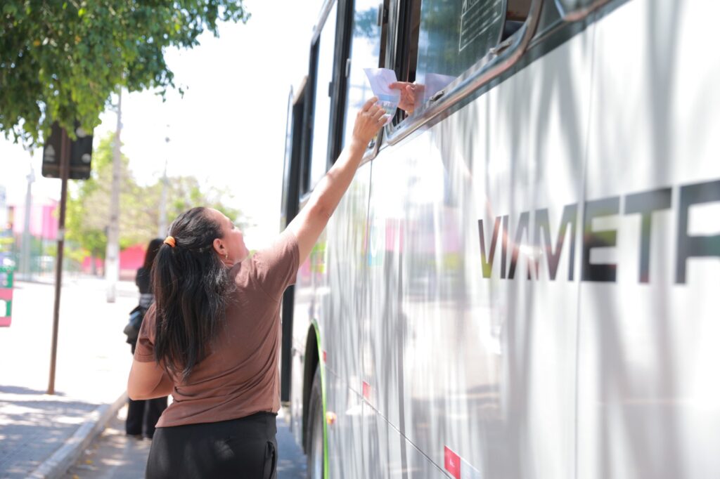 Juazeiro do Norte realiza blitz educativa sobre saúde animal e combate às zoonoses 6 WhatsApp Image 2026 01 21 at 14.12.34