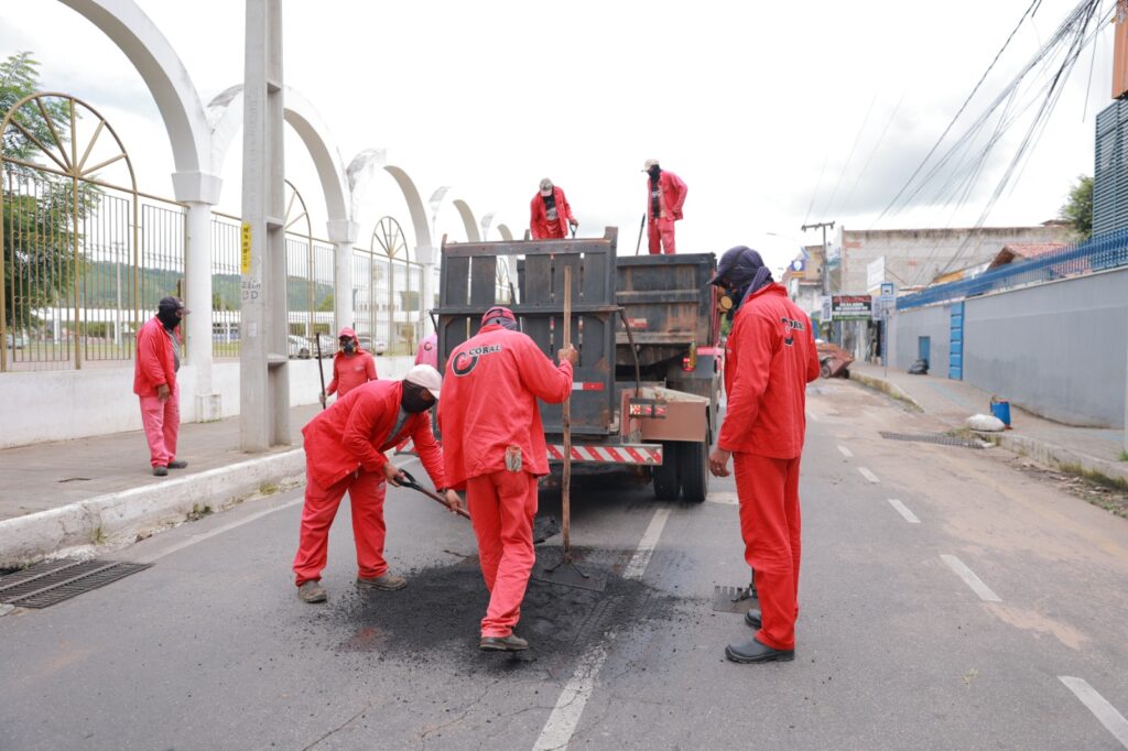 Juazeiro do Norte recebe serviços de infraestrutura em 28 localidades nesta quinta-feira, 5 6 IMG 20260305 WA0010