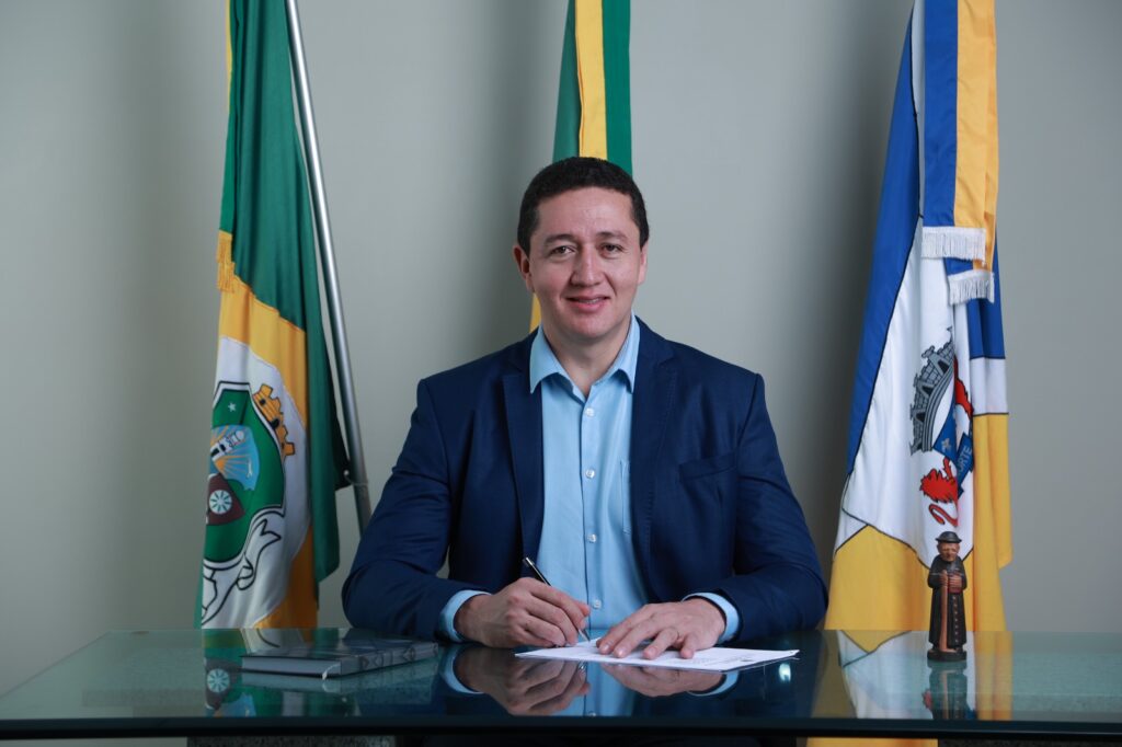 e635d3a3 f655 46cf 9456 ab843e558709