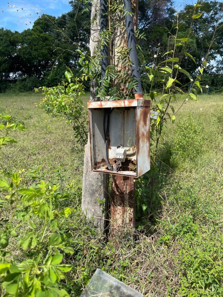 Cinco pessoas são presas por furto de energia no Ceará 8 trC3AAshomensforampresosnomunicC3ADpiodeBrejoSanto2CnoCariri2CduranteinspeC3A7C3B5esrealizadasnobairroCentroenazonarural
