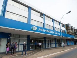 fachada de agencia do inss instituto nacional do seguro social 1739214753185 v2 4x3 768x576 1